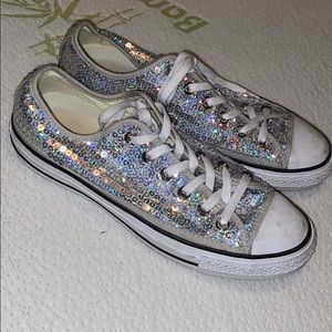 Sequined silver converse tennis shoes